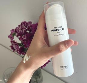 PURE DISTRICT PERPETUUM Hand and Body + DÁREK